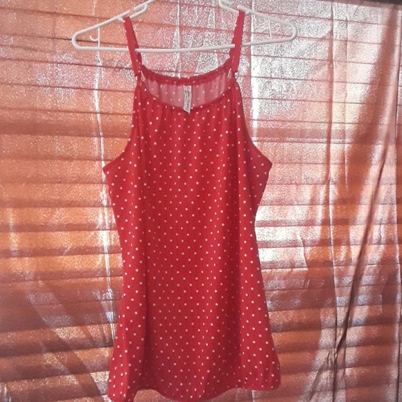 Tops - Red poke a dot perception con sleeveless blouse xL